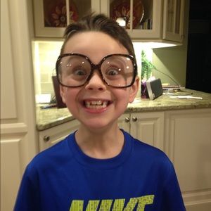 Meet your Posher, Suzanne