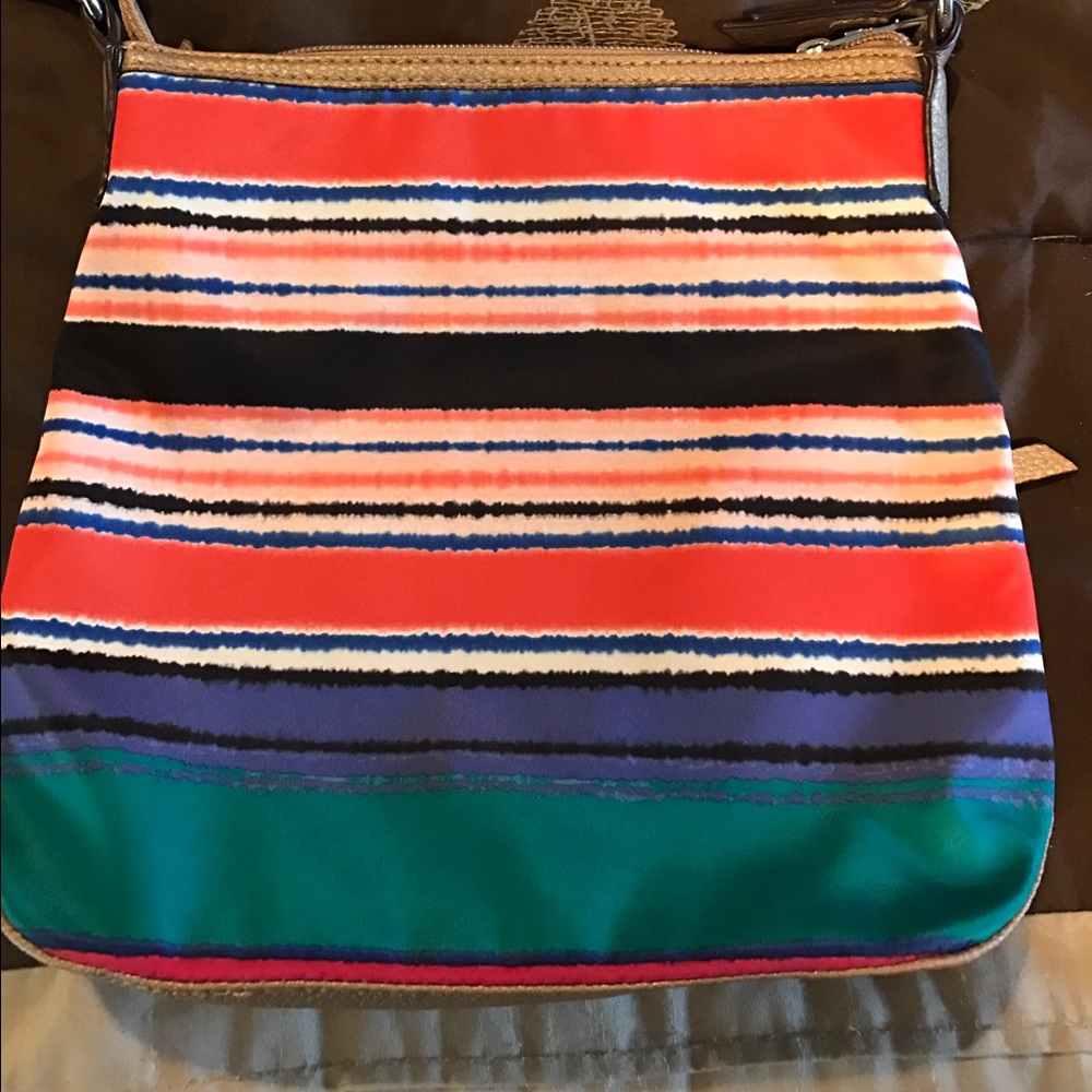 NWOT Dana Buchman striped cross body purse - Picture 3 of 6