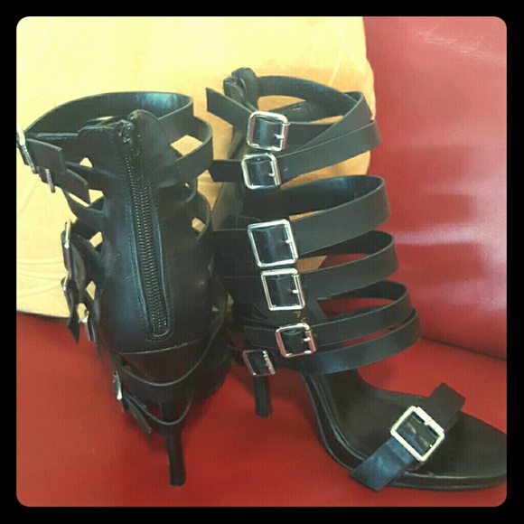 Wild Diva Black Buckle Heels - Picture 2 of 7