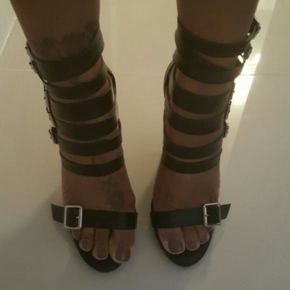 Wild Diva Black Buckle Heels - Picture 7 of 7