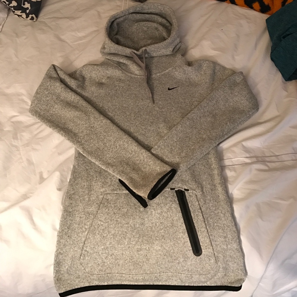 Nike fleece pull over