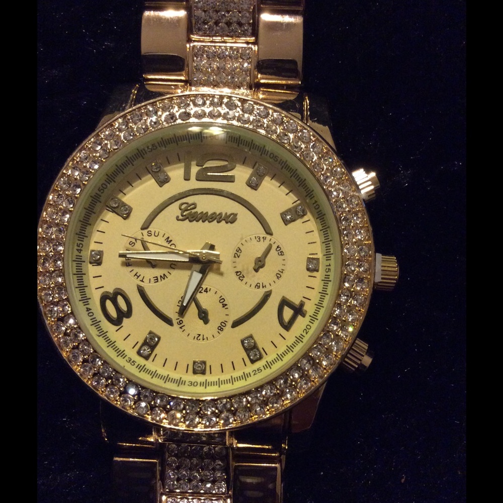 New men's Geneva watch.