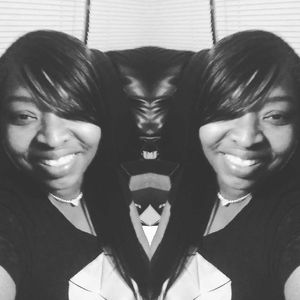 Meet your Posher, Latoya