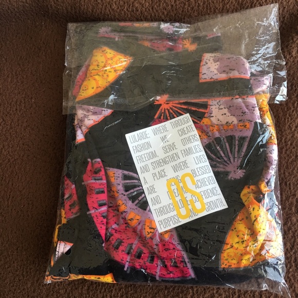 OS LuLaRoe Leggings - Picture 2 of 2