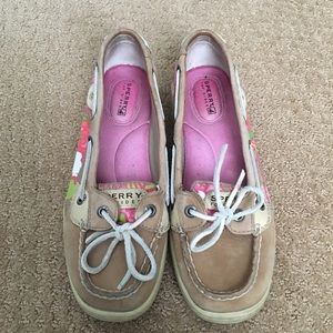 Sperry Topsider boat shoes