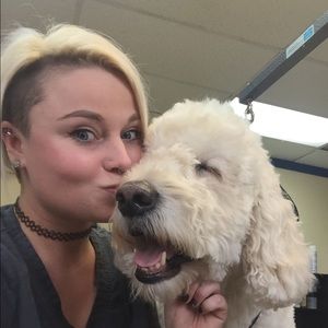 Meet your Posher, Samantha