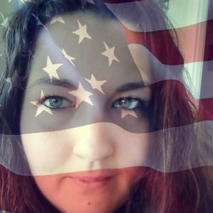 Meet your Posher, Serena