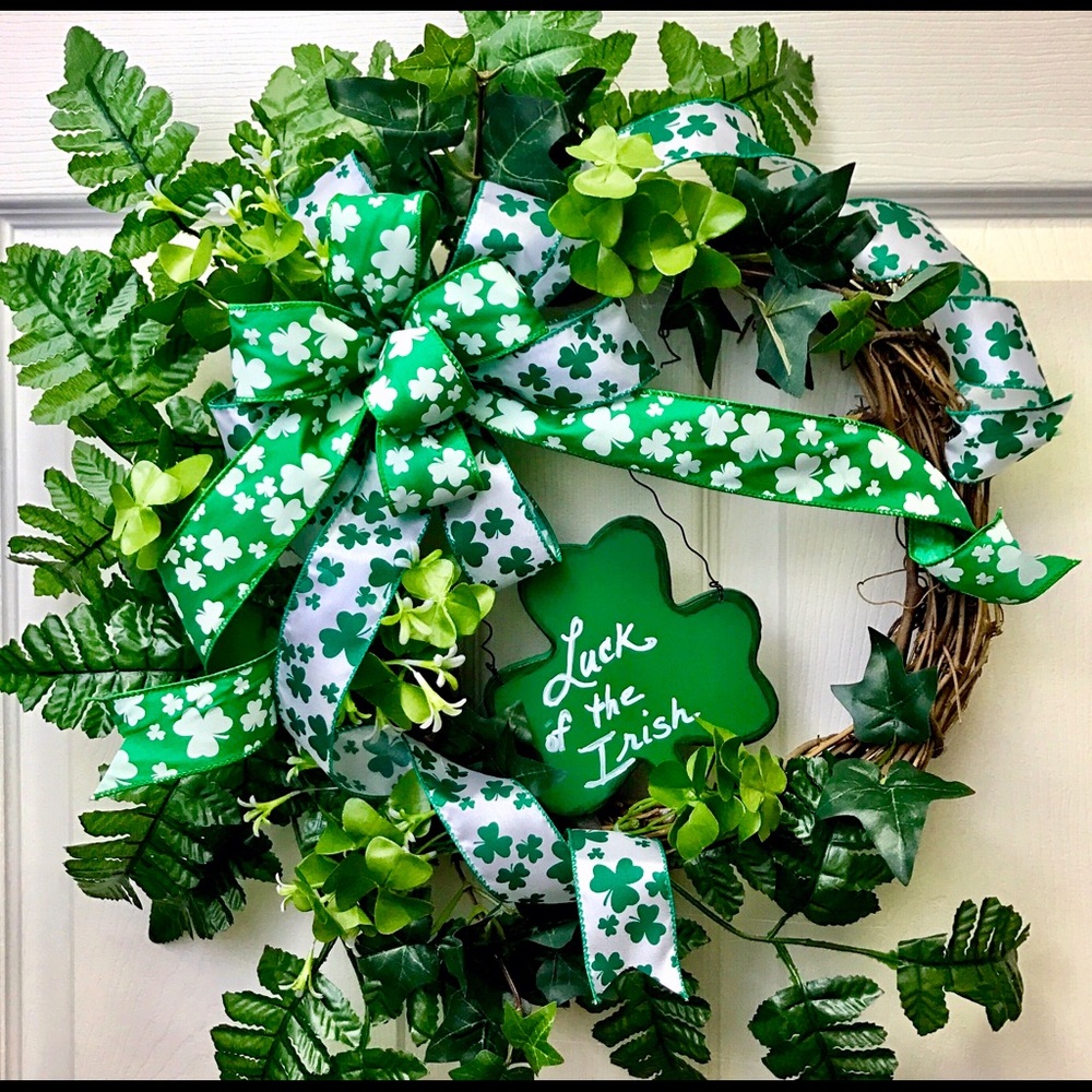 St Patrick's Day Wreath~Irish~Decor~St Patty's~Bow