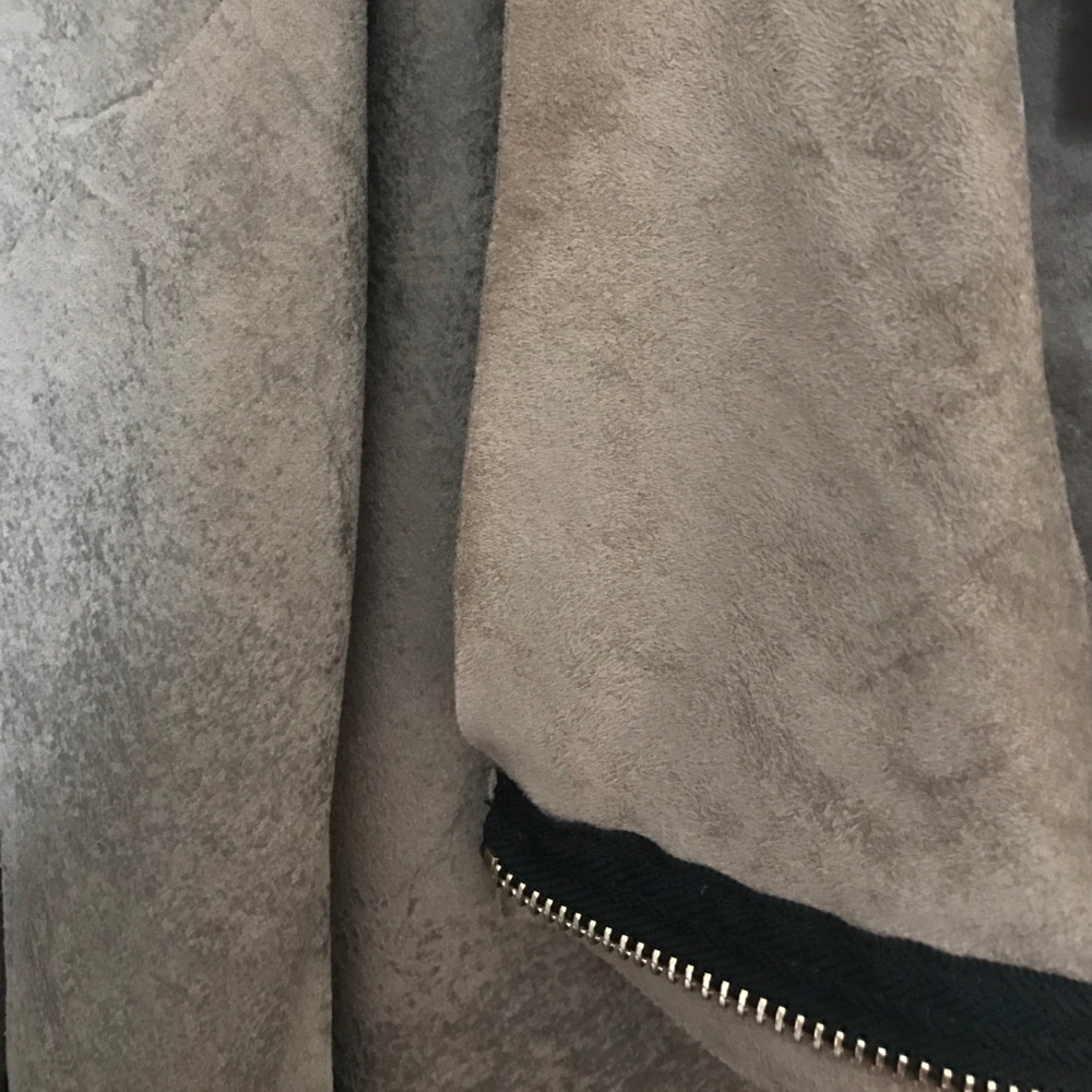 Zara* Jacket* - Picture 2 of 5