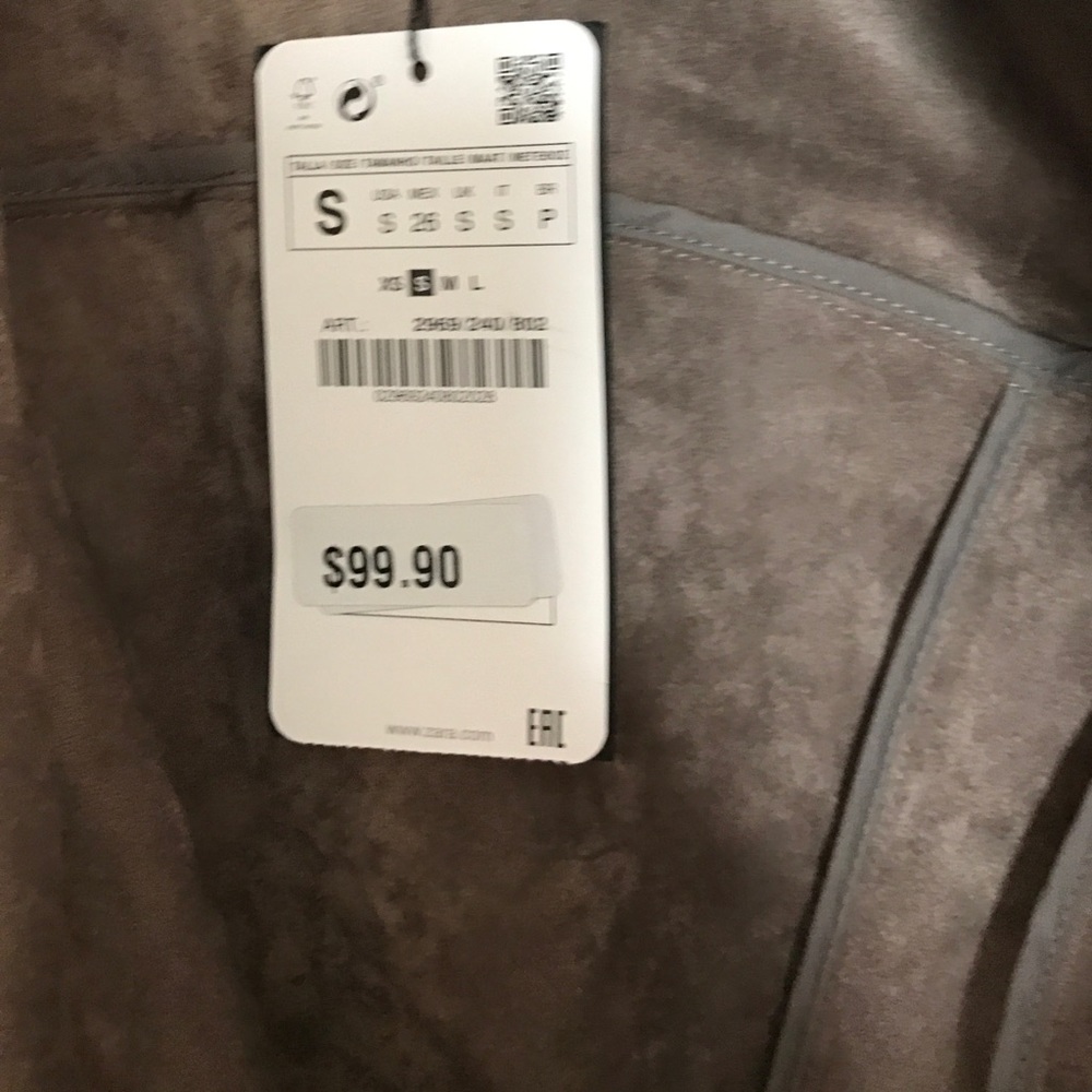 Zara* Jacket* - Picture 3 of 5