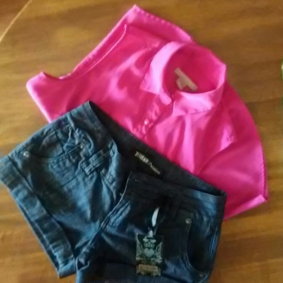 Denim shorts - Picture 3 of 3