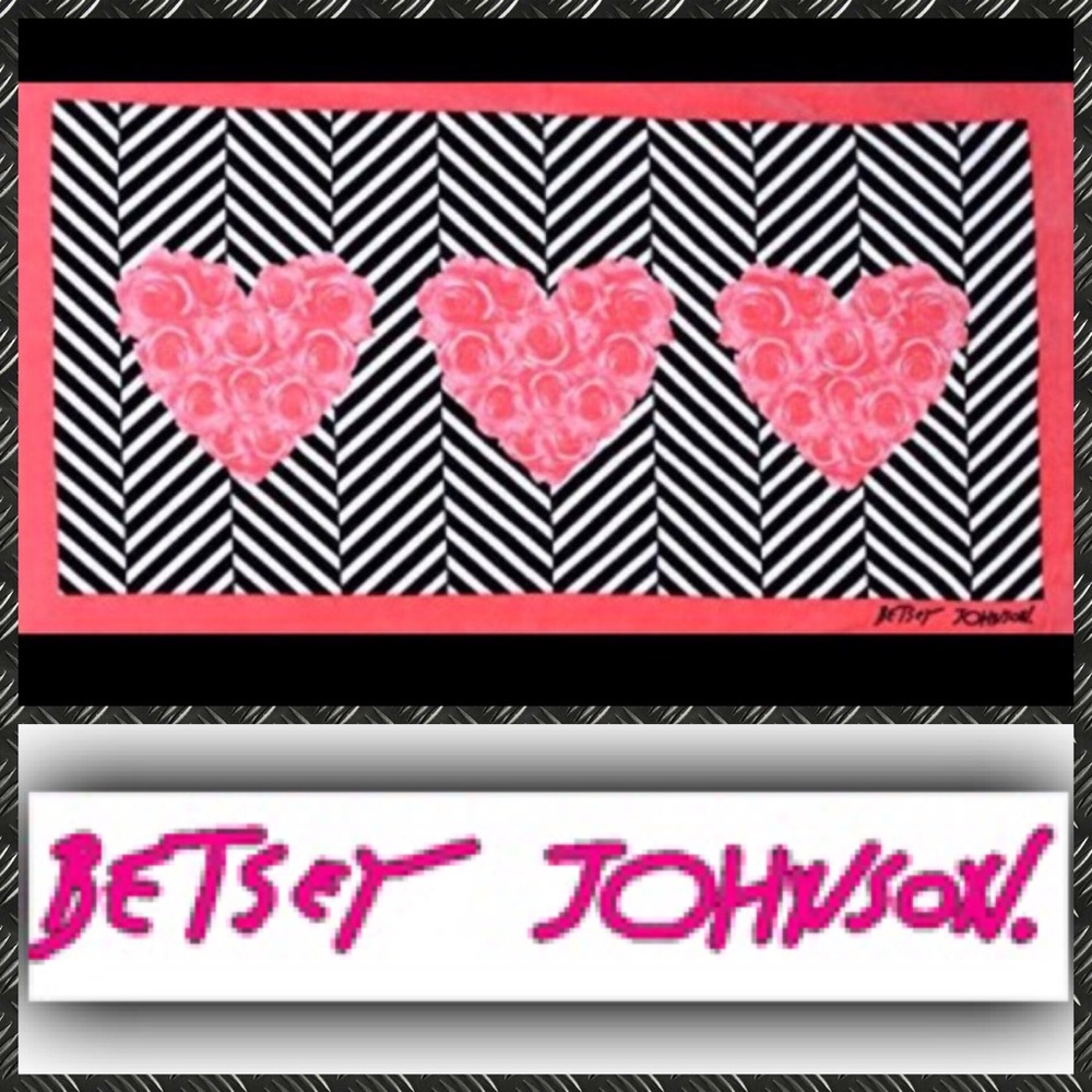 NWT Betsey Johnson Beach Towels ☀️ 😎 VARIOUS - Picture 5 of 8