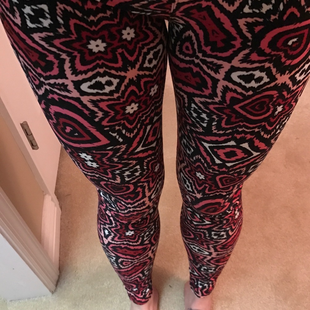 Lularoe OS leggings pink, red, white