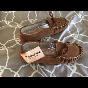 Bearpaw moccasins