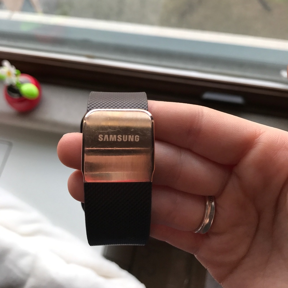 Samsung Gear 2 Watch - Picture 3 of 4