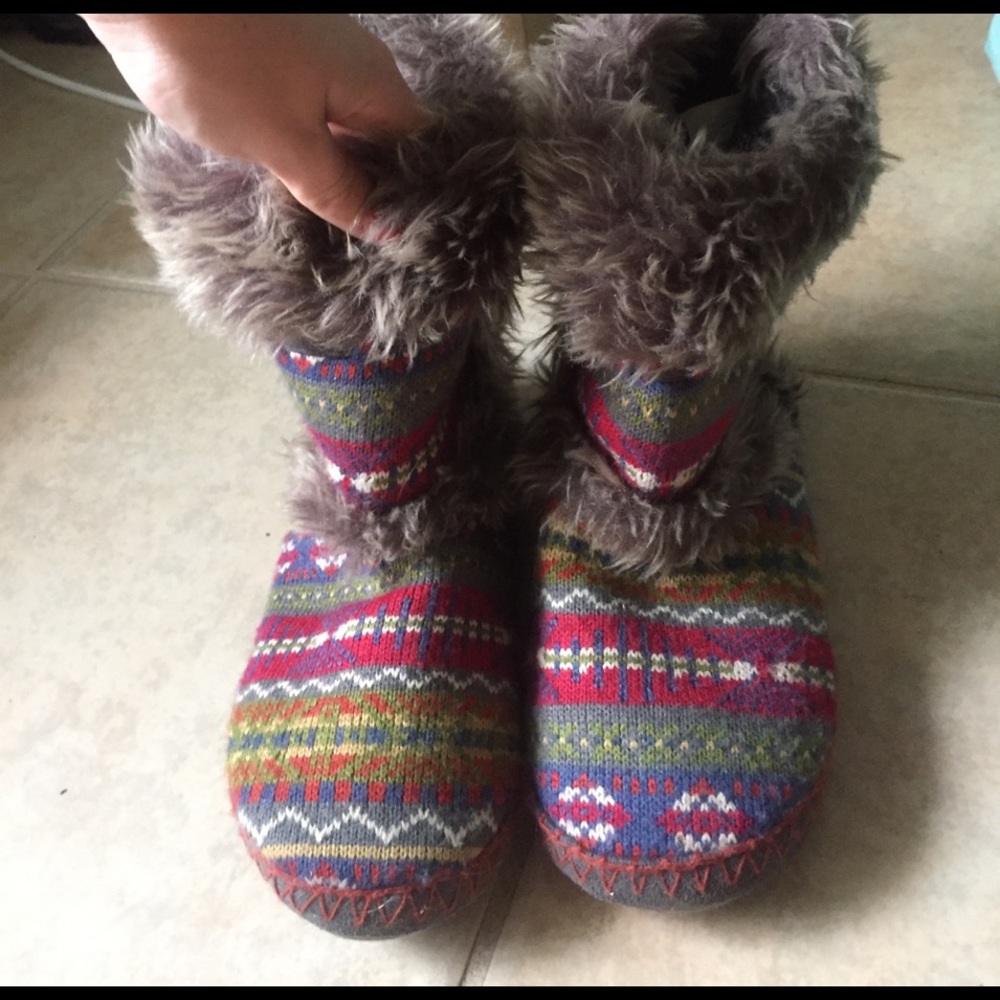 Pattern boots