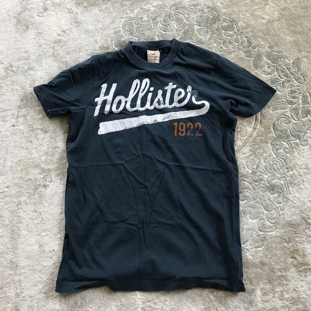 Men's Hollister T-shirt B
