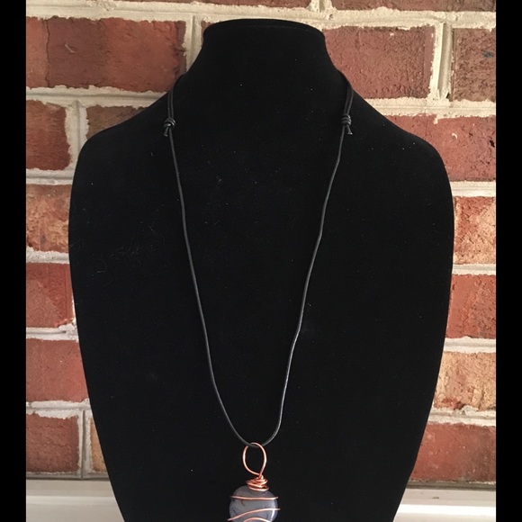 Incredible Semi-Precious Stone Pendant with Copper - Picture 2 of 3