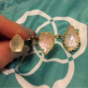 Kendra Scott Naomi two finger ring