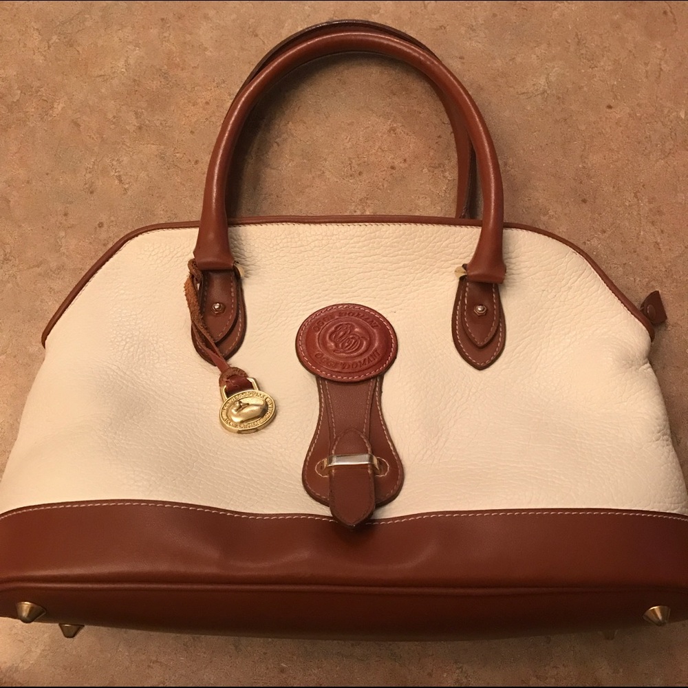 Authentic Vintage Dooney & Burke purse