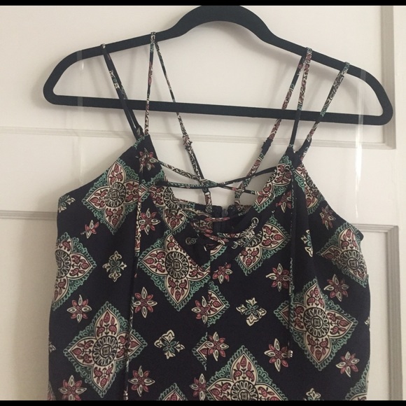 Patterned Romper - Picture 3 of 4