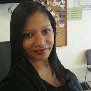 Meet your Posher, Nikia