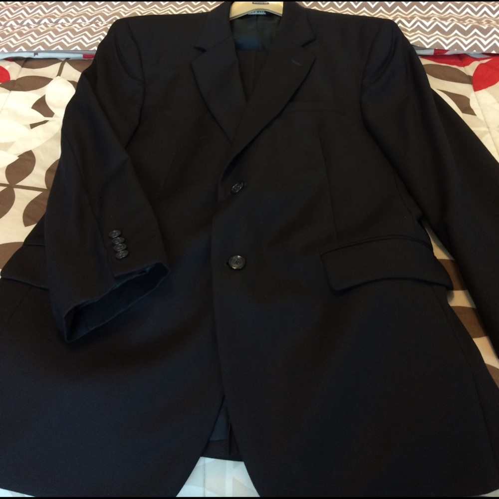 Jos A Bank dark blue solid suit 2 pc