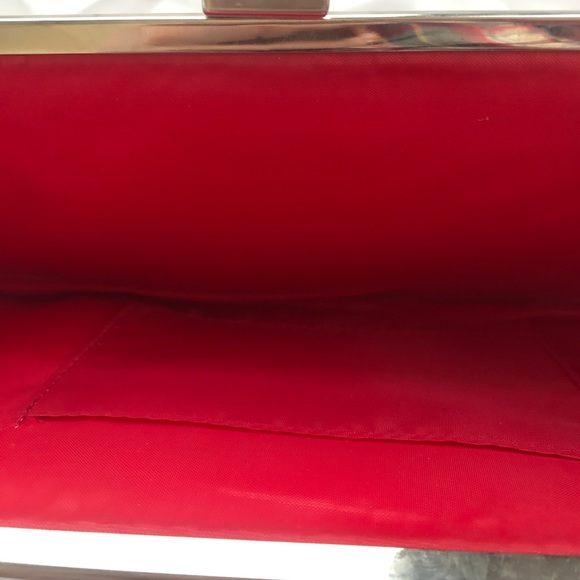 Beautiful red clutch - Picture 2 of 2
