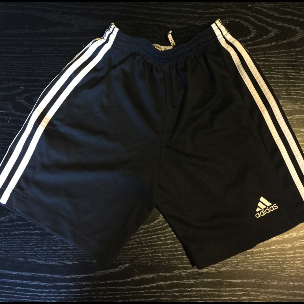 Boys adiddas shorts