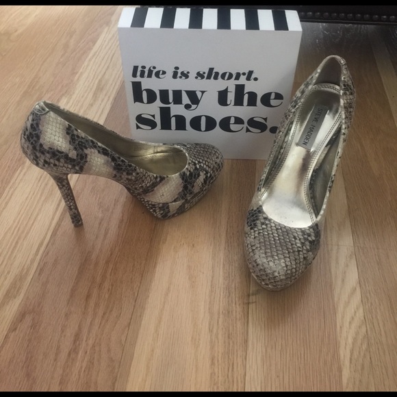 Steve Madden Shoes - Steve Madden Snake Skin Heels