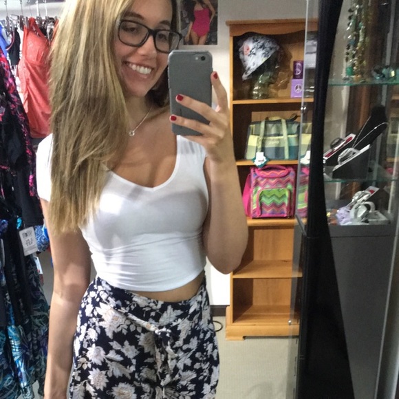 Meet your Posher, Michelle - Picture 2 of 2