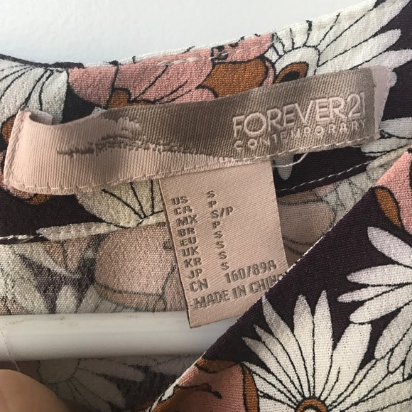 Forever 21 floral dress - Picture 3 of 3