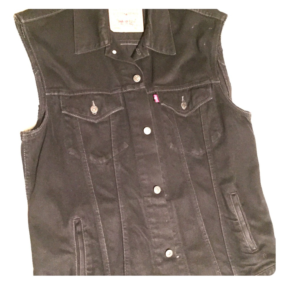 Men's Levi's cutoff denim jacket