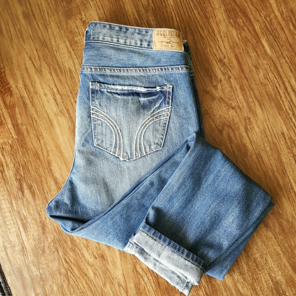 Hollister Skinny Boyfriend Jeans
