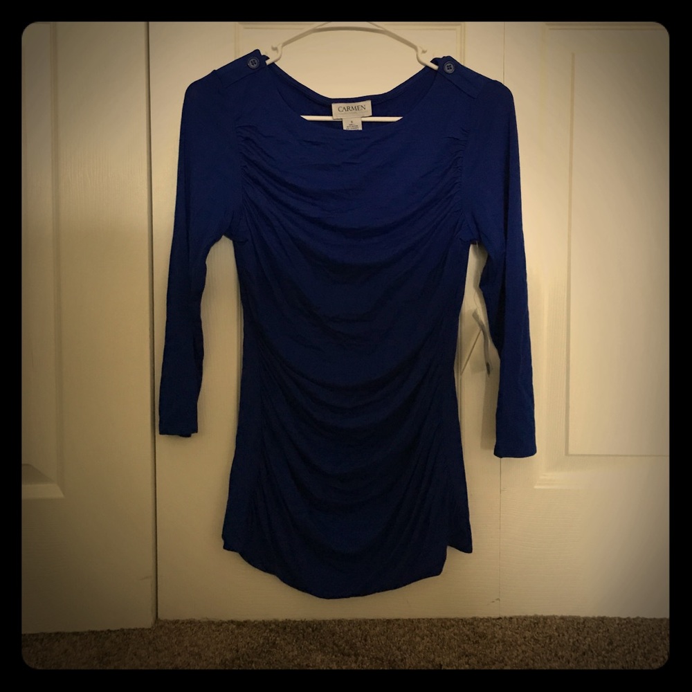 3/4 length sleeve bunched ruched top