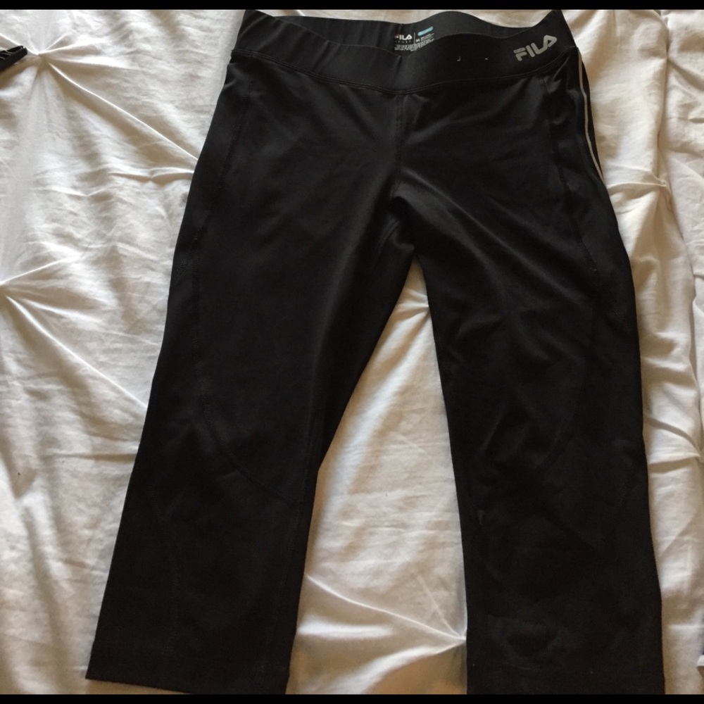 Lightly worn FILA cropped running pants
