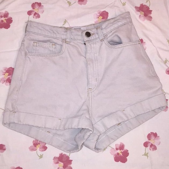 High waisted shorts - Picture 1 of 2