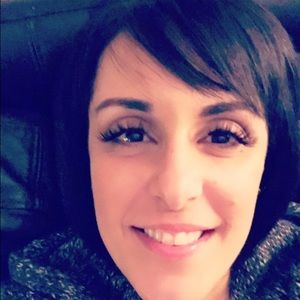 Meet your Posher, Eria