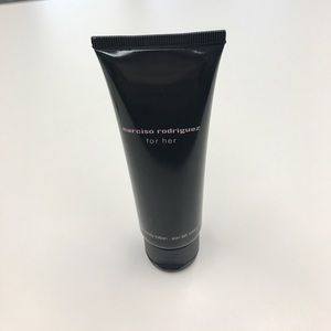 Narciso Rodriguez for her body lotion-New