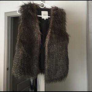 JACK fur vest