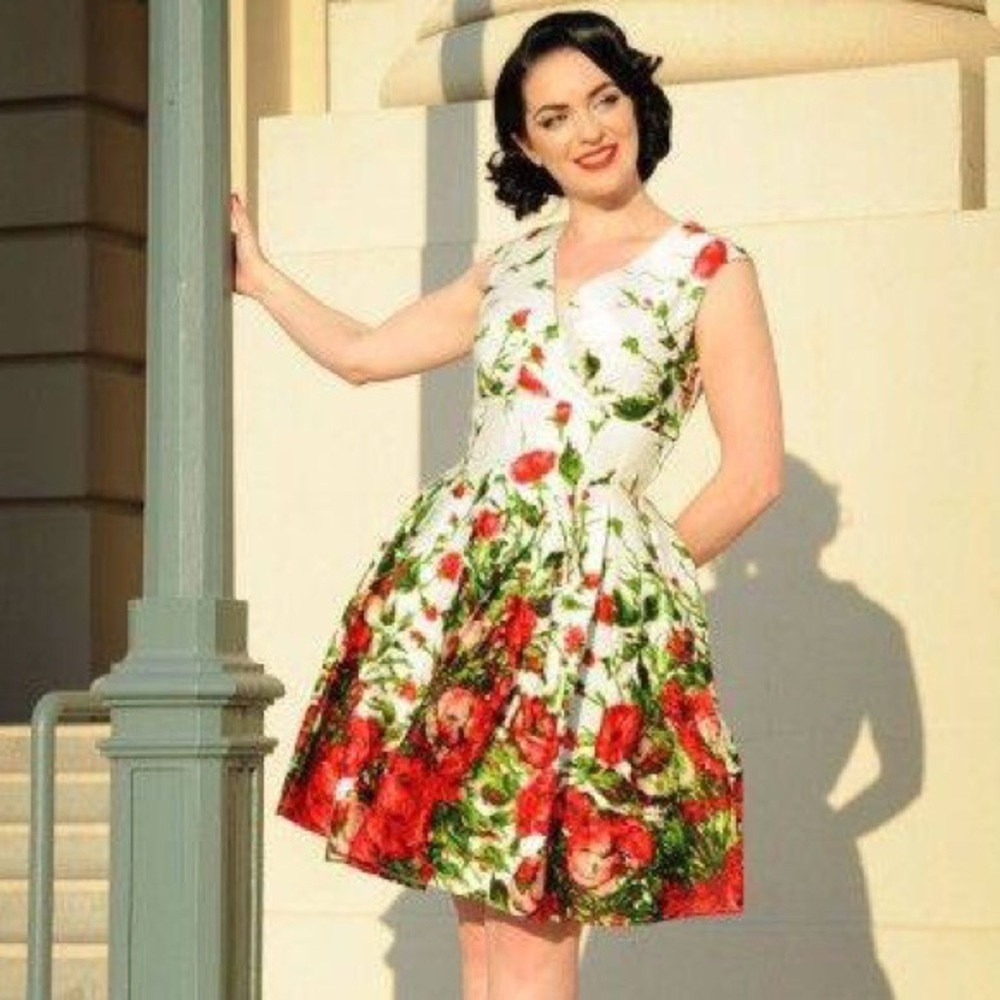 SOLD - Pinup Sadie dress w/ red roses UNICORN