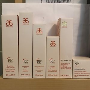 Arbonne RE9 anti-aging skincare set