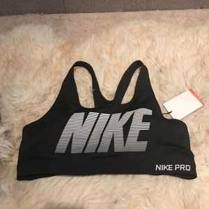 Nike molded sports bra