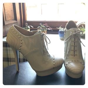 Rachel Roy Liviah Ankle boot size 8