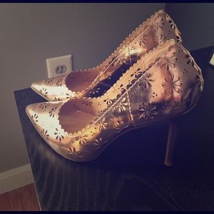 Rose gold lazer cut pointy toe heels