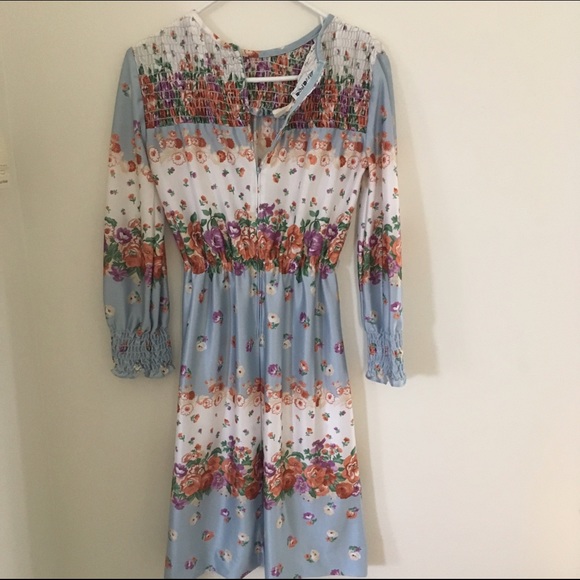 Vintage Dress - Picture 2 of 4