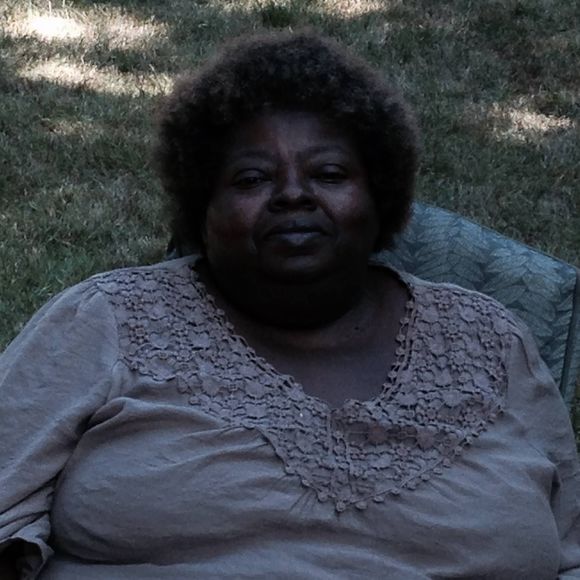 Meet your Posher, Sharon - Picture 1 of 1