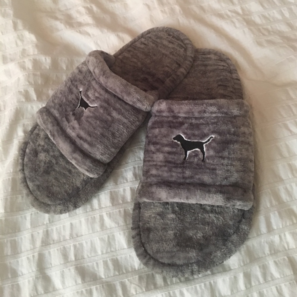 PINK Victoria's Secret Gray Slippers