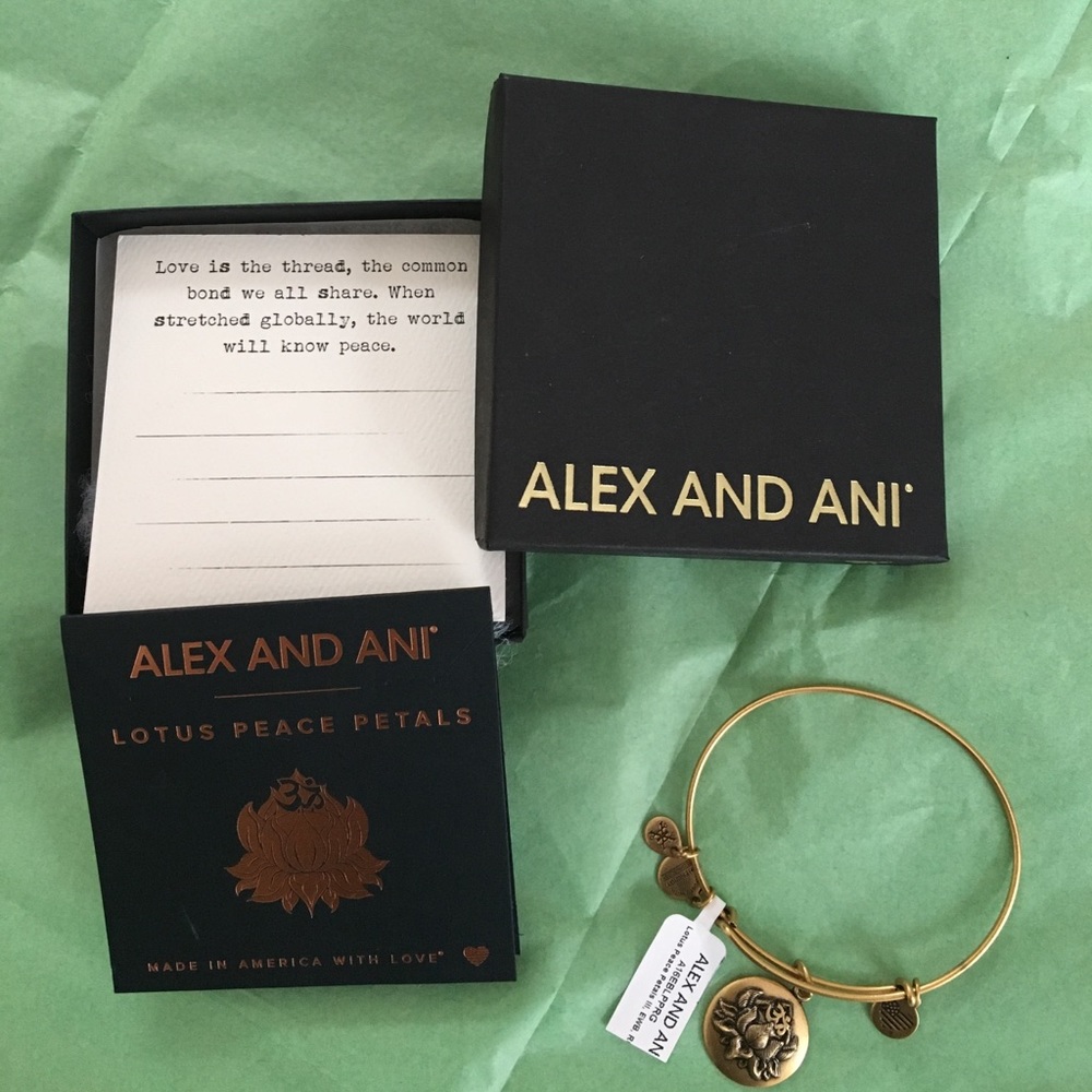 🌿 Alex and Ani copper lotus peace bracelet.