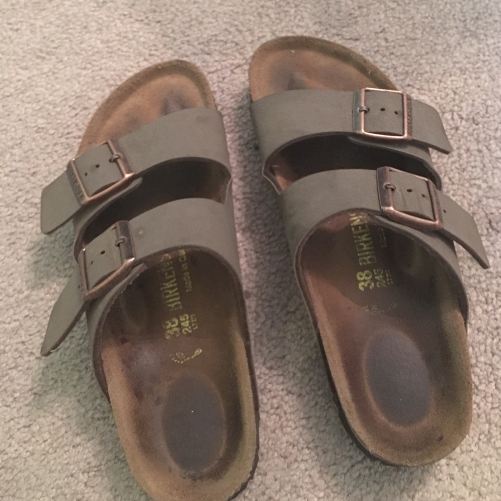 Birkenstocks (Mocha)